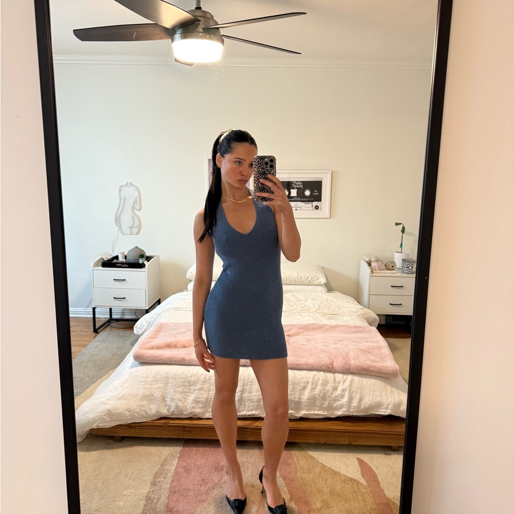Elegant Blue Knit Dress